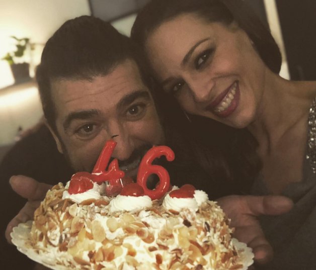 Antonio Orozco y Eva González, celebrando el cumpleaños del cantante.
