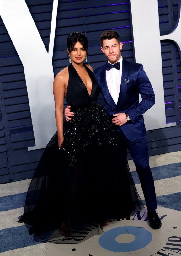 Priyanka%20Chopra%20Nick%20Jonas%20Oscars_8_577x816