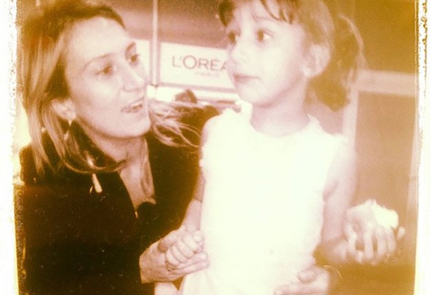 Con Joana Bonet tuvo a su hija Lola, quien colgó esta foto en sus redes en el día de la madre.