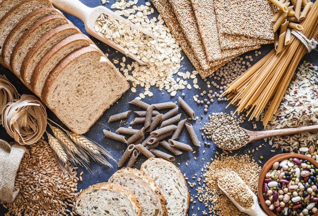 El pan integral tiene incluso más calorías que el blanco, pero es más saciante