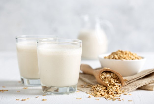 Un vaso de leche antes de dormir ayuda a descansar.