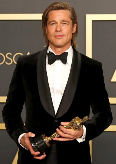 brad-pitt-oscar_10_400x566