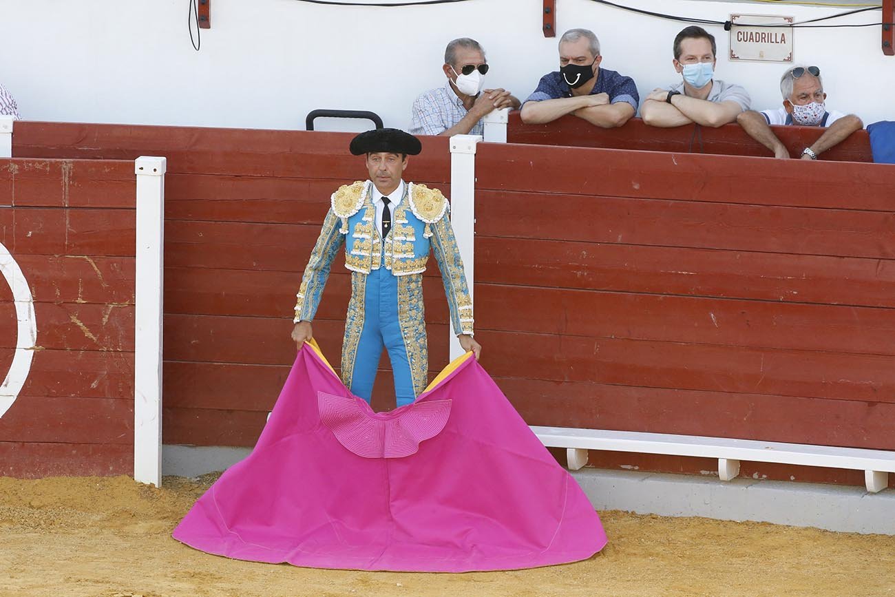 Enrique Ponce en Navas de San Juan con motivo del 30 aniversario de su alternativa.