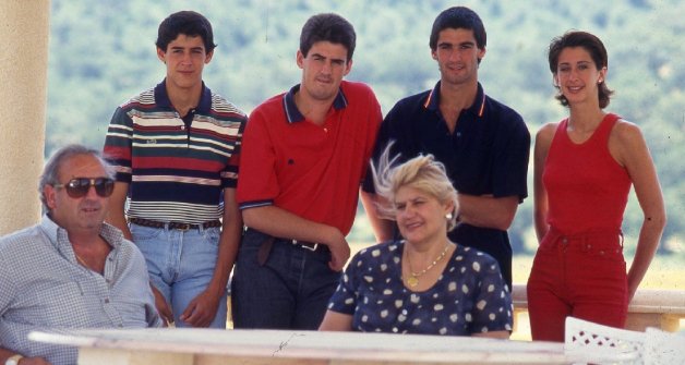La familia Janeiro al completo, en una imagen de 1996.