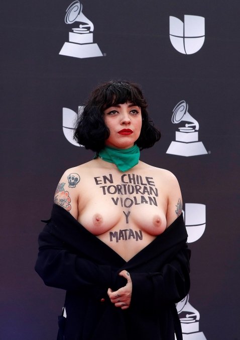11-mon-laferte_9_478x676