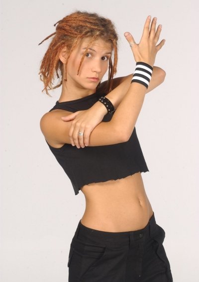 camila-bordonaba-rebelde-way_10_400x566