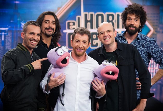 Pablo Motos con parte del equipo de El Hormiguero 3.0 de la pasada temporada.