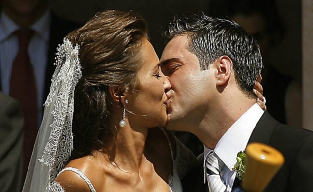 david-bustamante-paula-echevarria-boda-beso_1_637x390