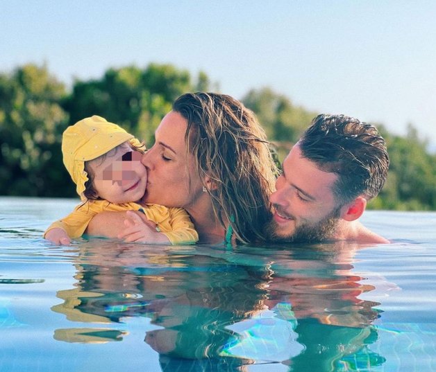 Edurne, David De Gea y su hija, Yanay, que ya tiene 15 meses, disfrutaron, hace unos días, de unas vacaciones en familia.