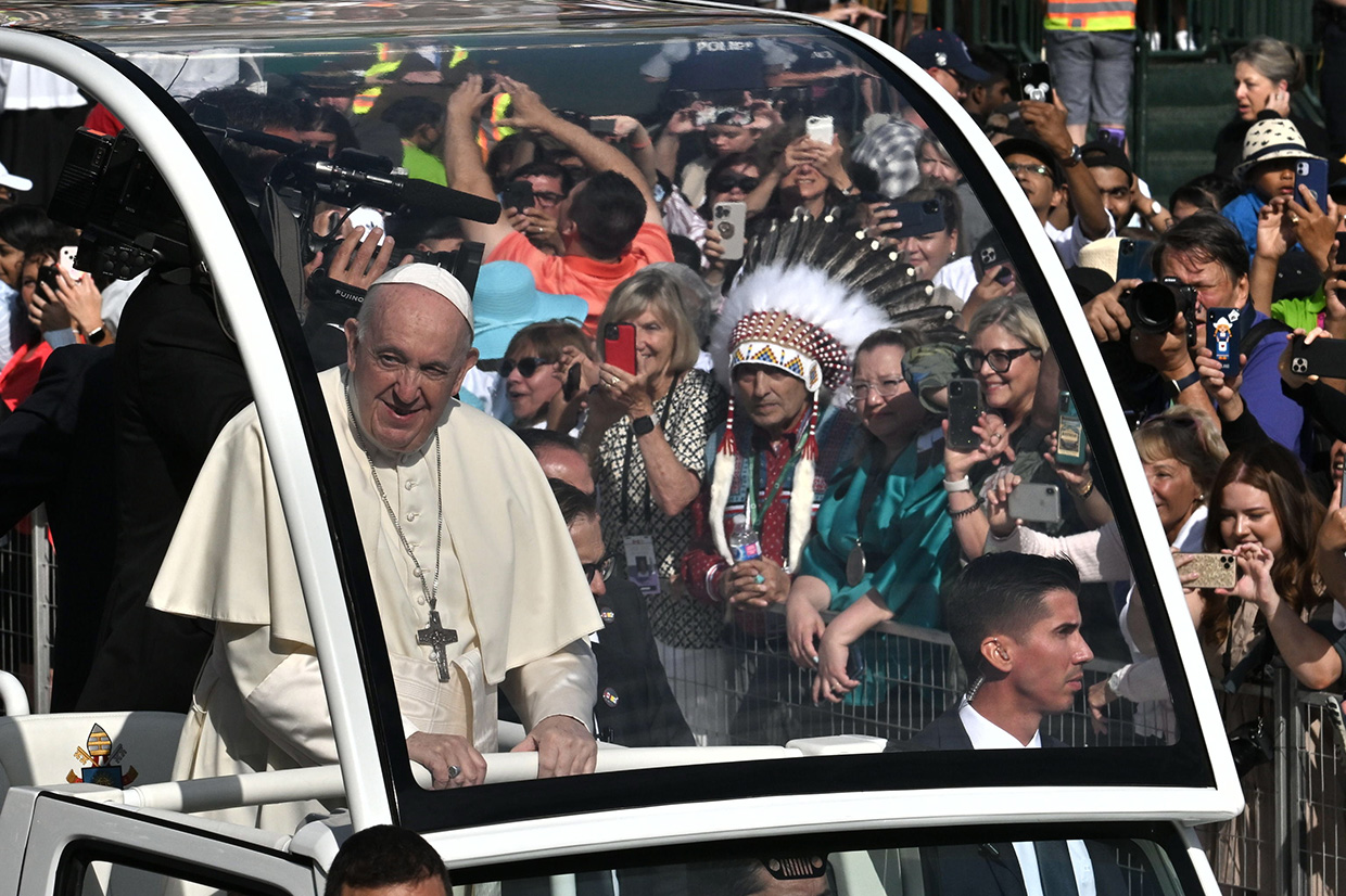 Pope Francis with indigenous children