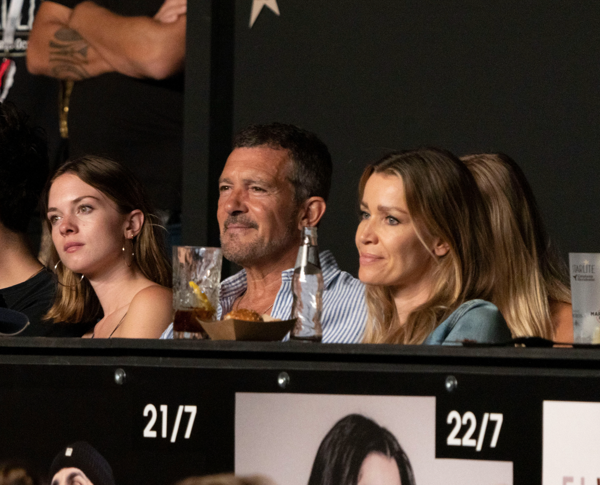 Stella del Carmen, Antonio Banderas y Nicole Kimpel, juntos en la Gala Starlite.