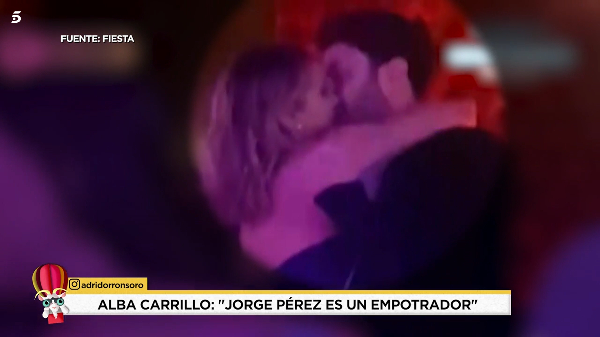 Algunas de las imágenes de Alba Carrillo y Jorge Pérez durante la fiesta.