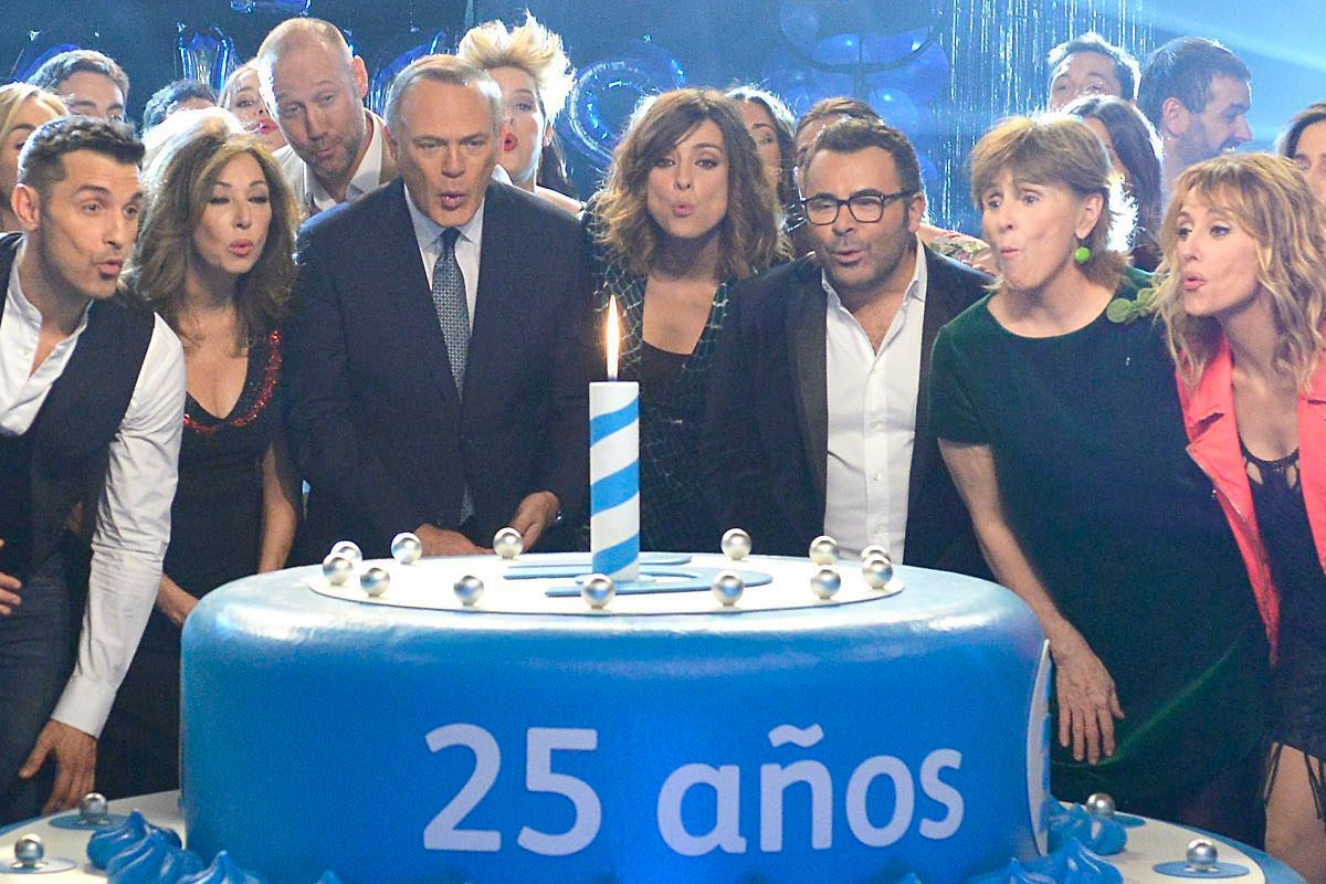 Jorge Javier Vázquez y Pedro Piqueras, celebrando el 25 aniversario de Mediaset.