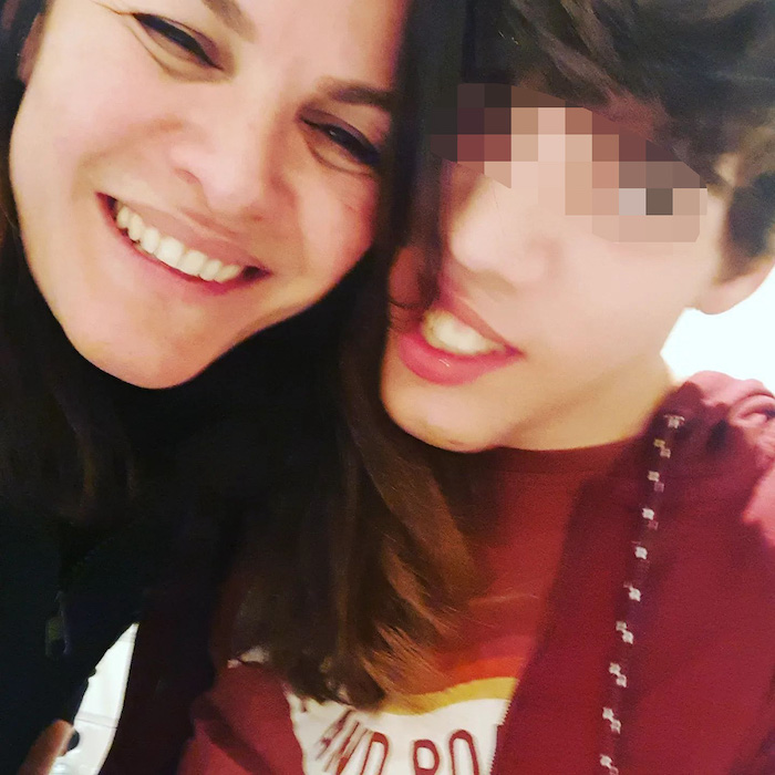 Fabiola Martínez con su hijo Kike Osborne.