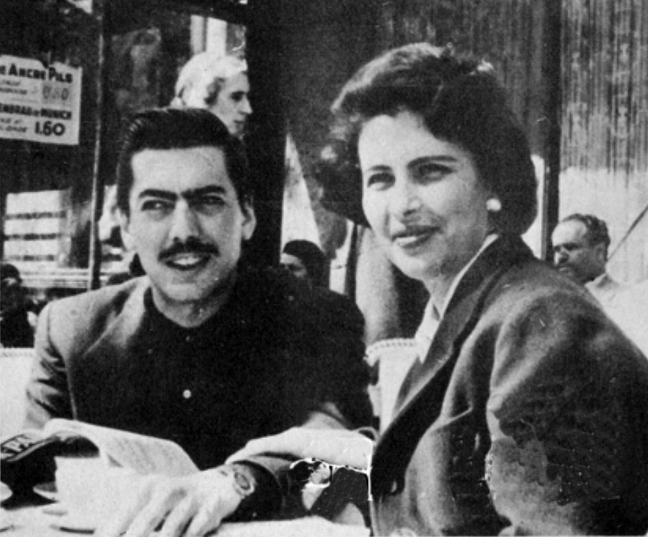 Mario Vargas Llosa y su primera mujer, Julia Urquidi.