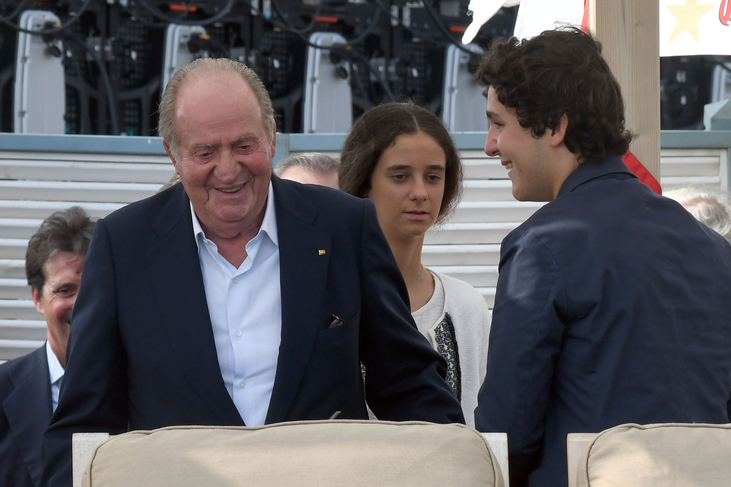 Froilán junto a su abuelo, Juan Carlos I.