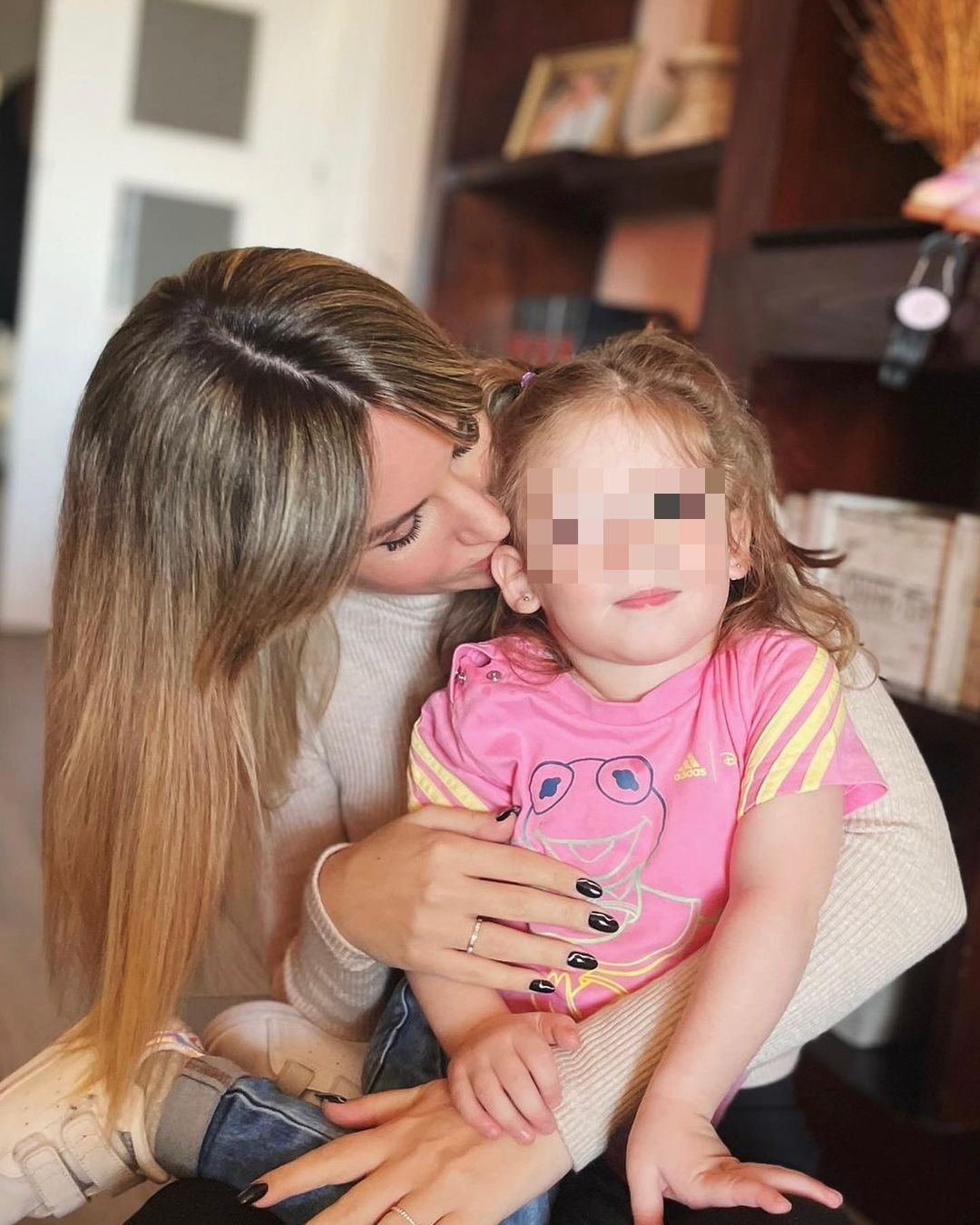 Edurne posa junto a su hija, Yanay (Instagram)