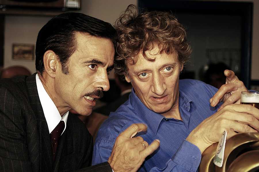 Quique San Francisco junto a Imanol Arias, en 'Cuéntame cómo pasó'.