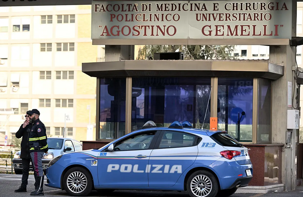 Hospital en el que el Papa Francisco está ingresado.