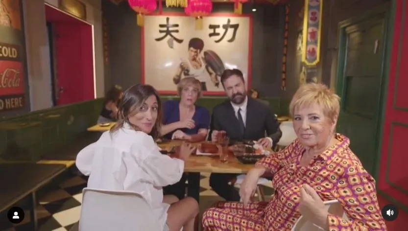 Antonio Castelo, con Anabel Alonso, Susi Caramelo y Celia Villalobos en la promo de 'Cuentos chinos'.