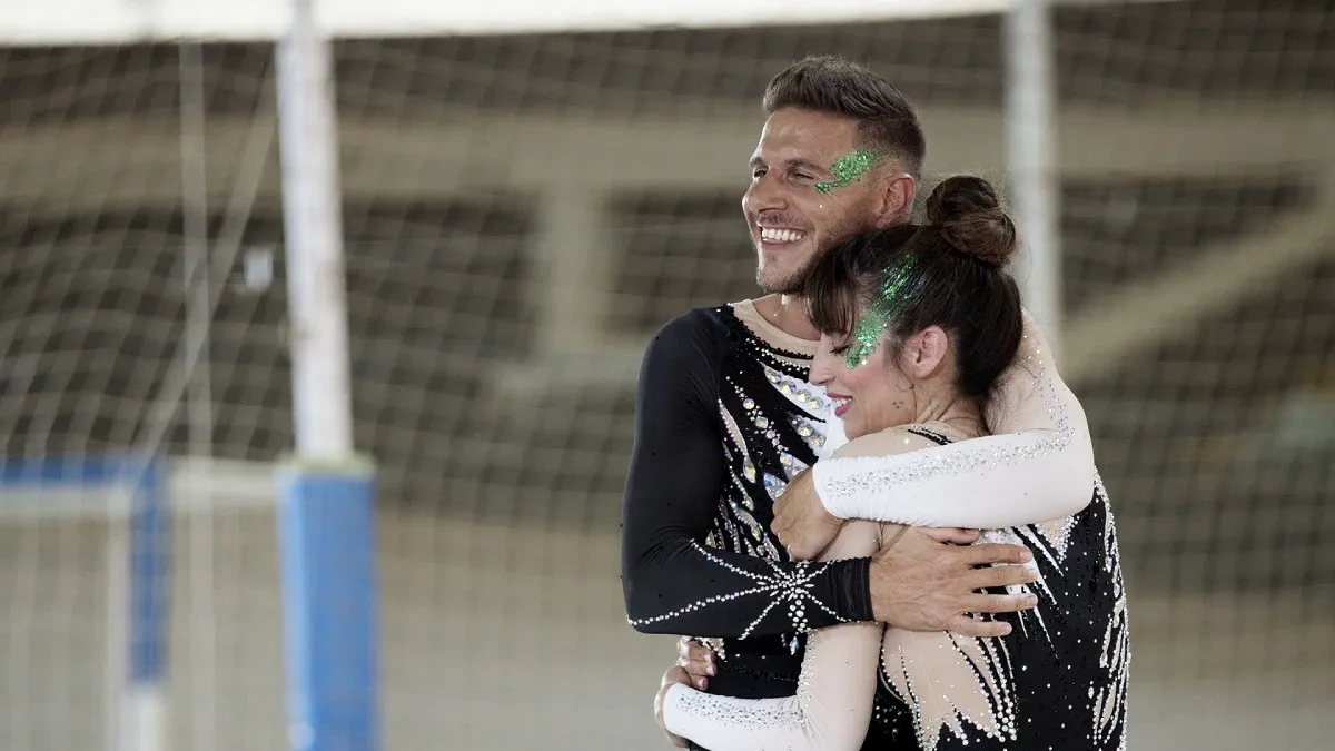 El del Betis con Almudena Cid en 'El novato'.