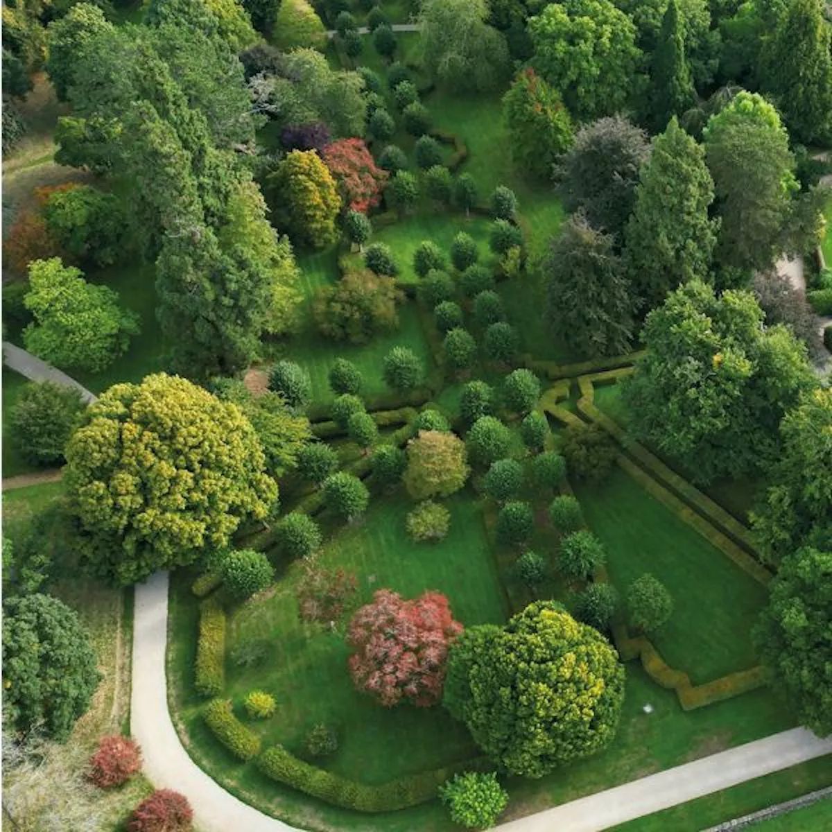 Jardines de la casa de infancia de Lady Di.