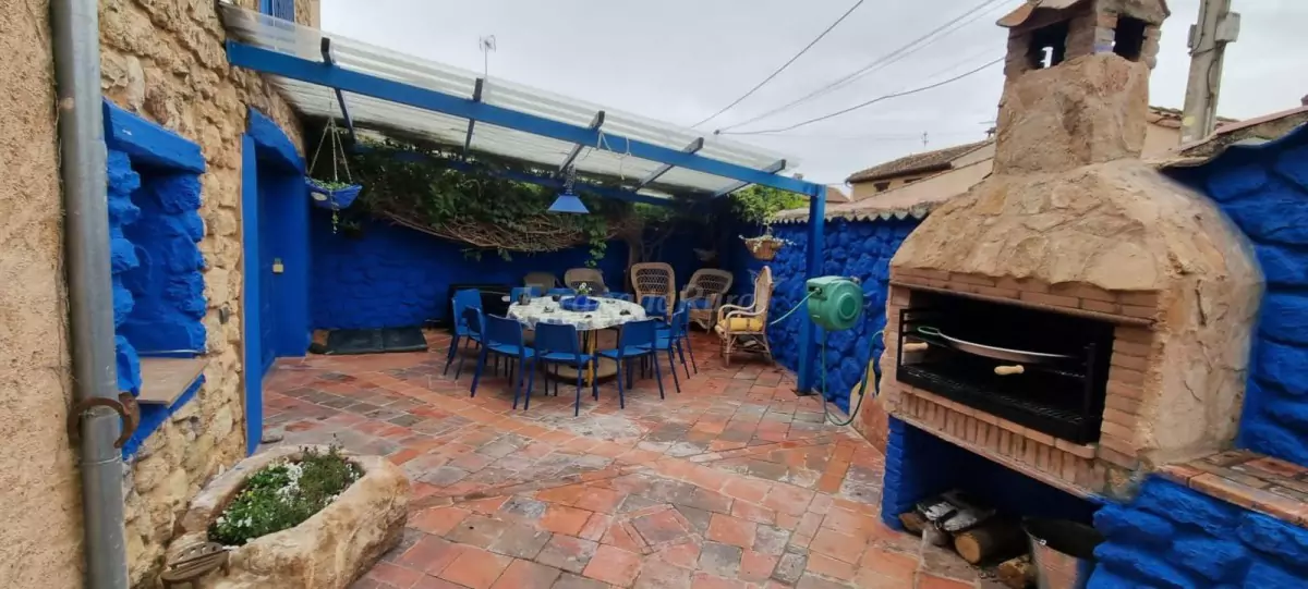 Así ha quedado la 'Casa Azul' de Lucía Bosé tras la reforma (Fuente: Escapada Rural)