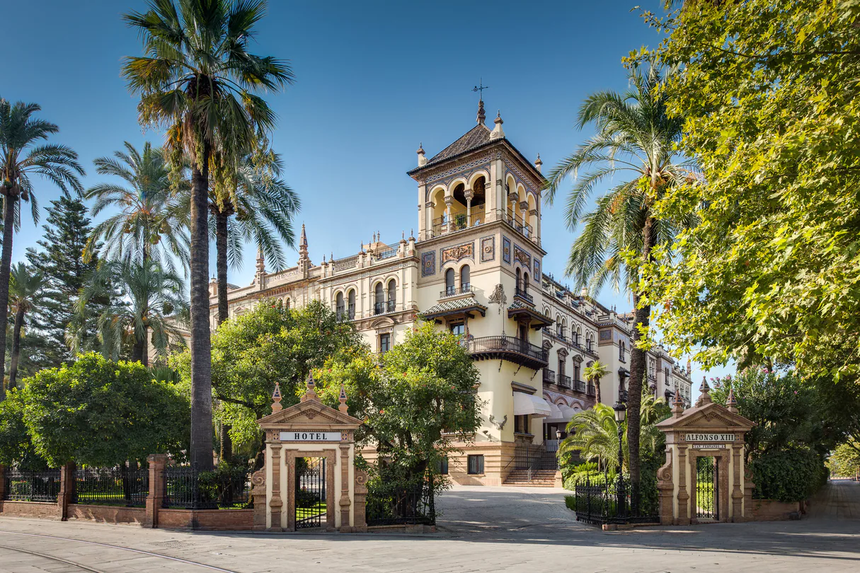 Éste es el lujoso hotel de Sevilla al que habrían ido los inspectores de Hacienda en busca de Alejandro Sanz.