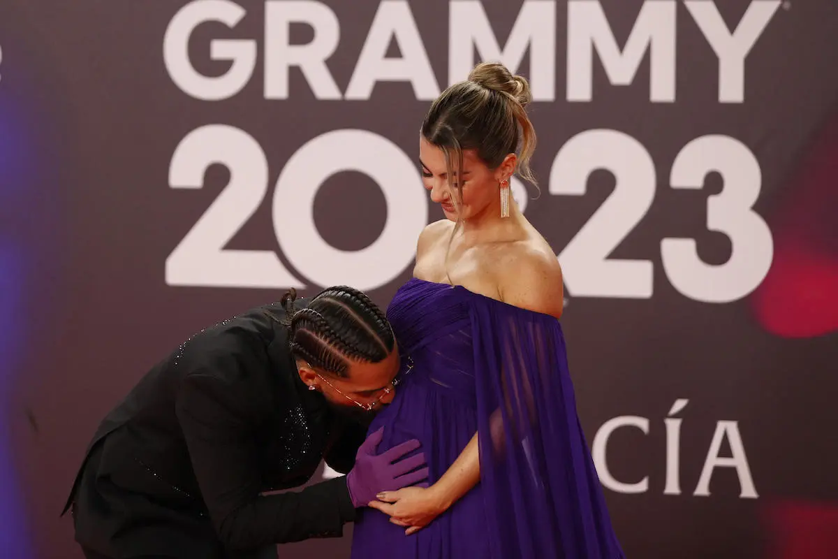 Maluma y su novia embarazada 1