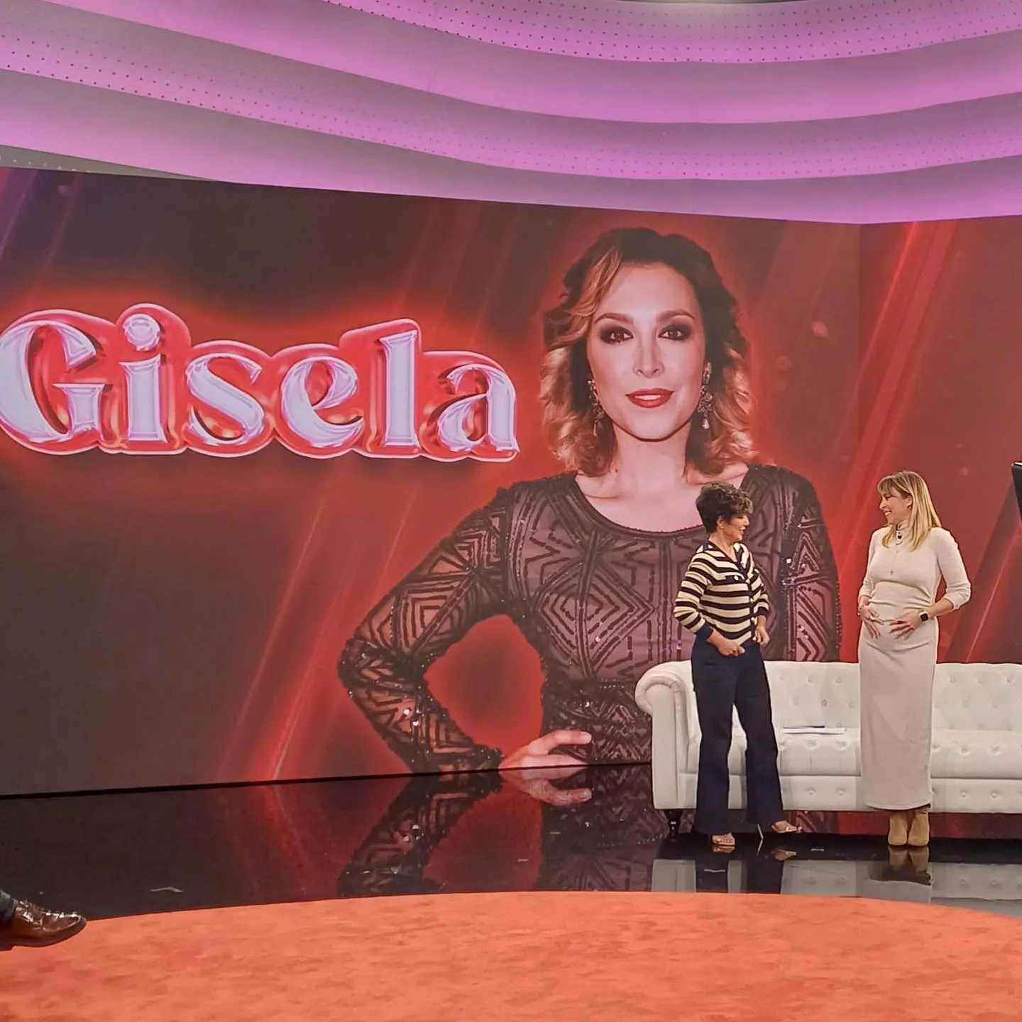 gisela embarazada con sonsoles ónega