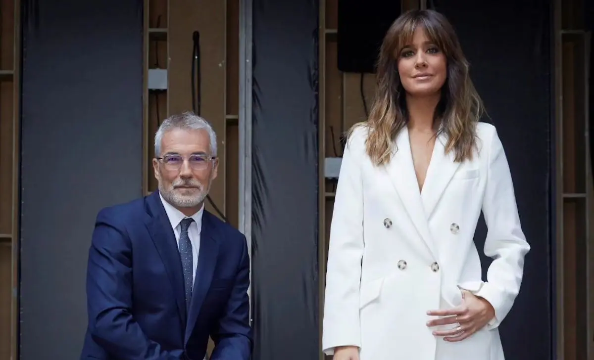 Isabel Jiménez y David Cantero  en una imagen promocional de Telecinco