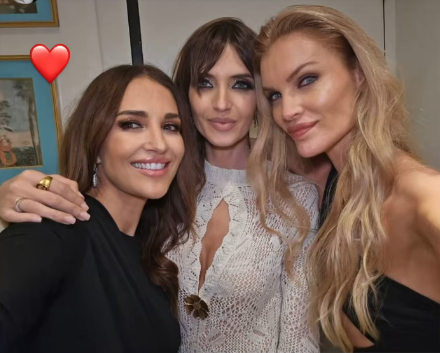 Sara Carbonero posando con Paula Echevarría y Esther Cañadas.