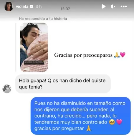 Violeta Mangriñán comparte la captura de una conversación de Instagram.