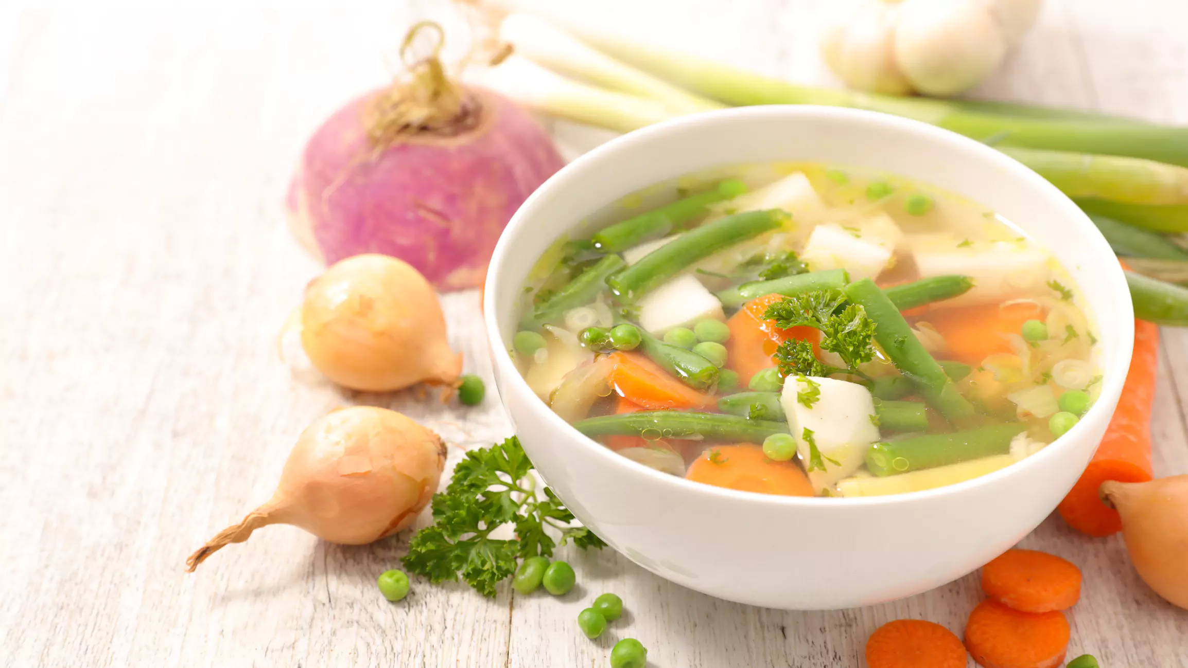 Caldo y sopa de verduras