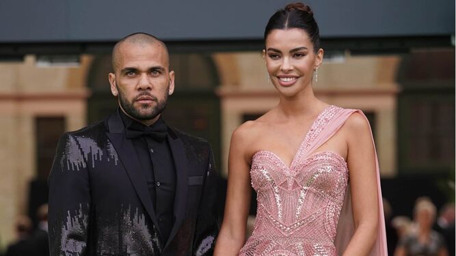 Joana Sanz y Dani Alves.