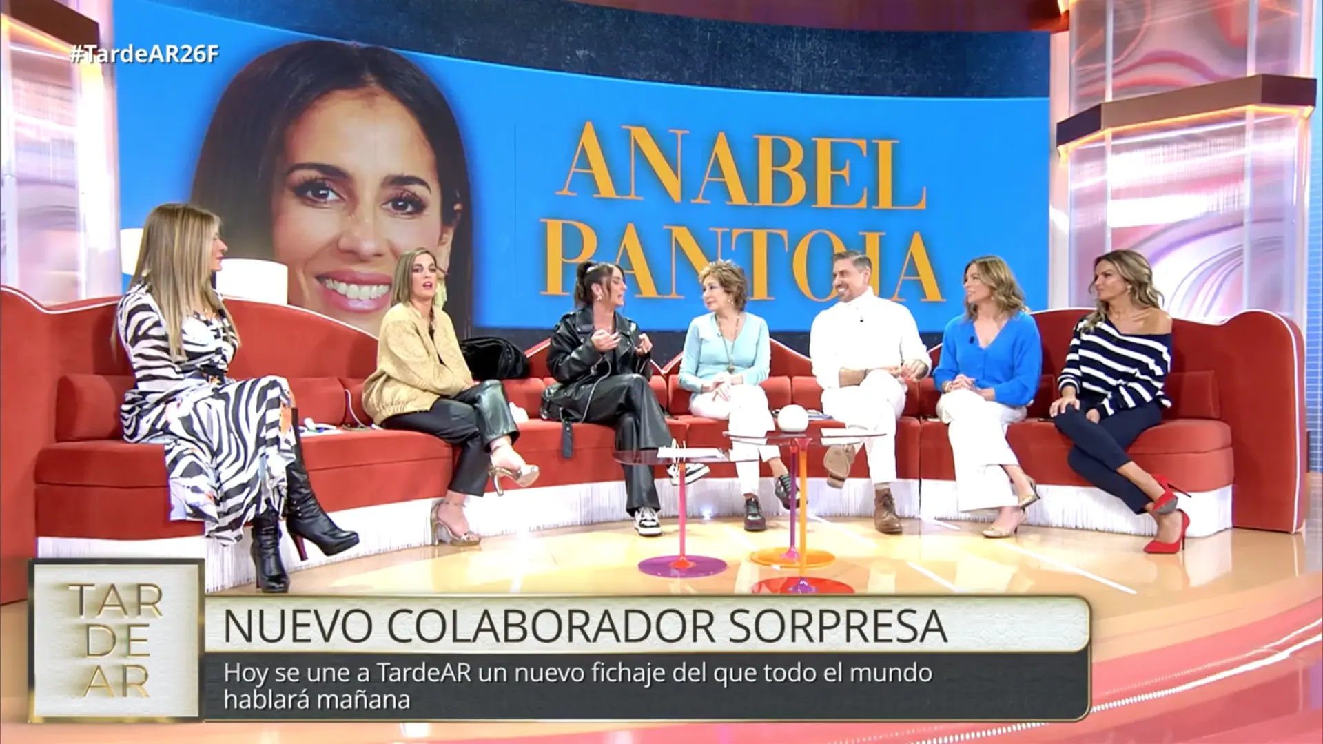 Anabel Pantoja en su nuevo programa, 'TardeAR'.