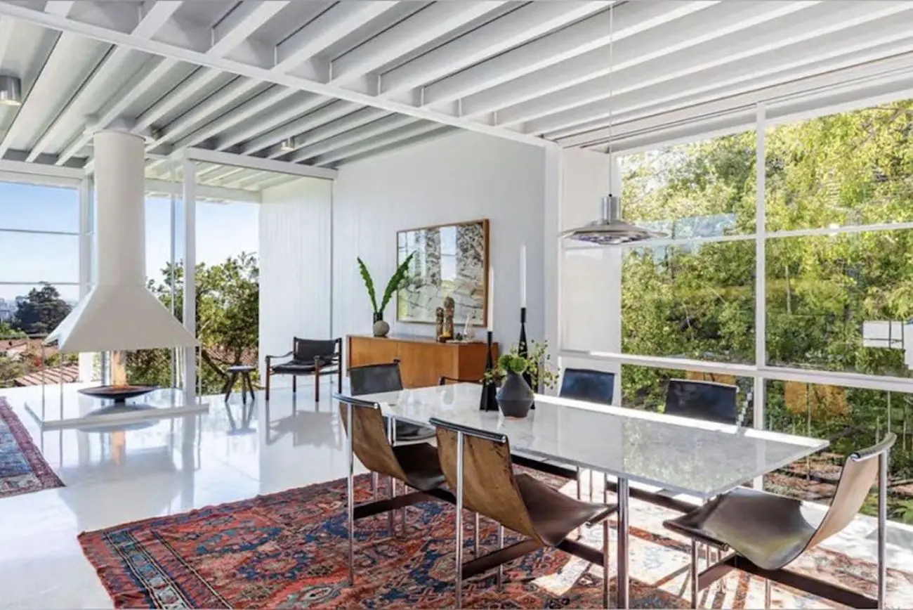 7 Casa Brad Pitt Los Angeles comedor