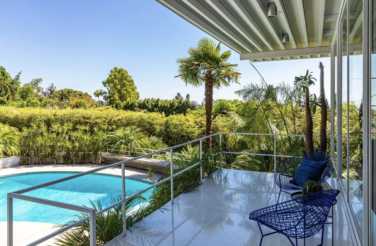 11 Casa Brad Pitt Los Angeles balcon