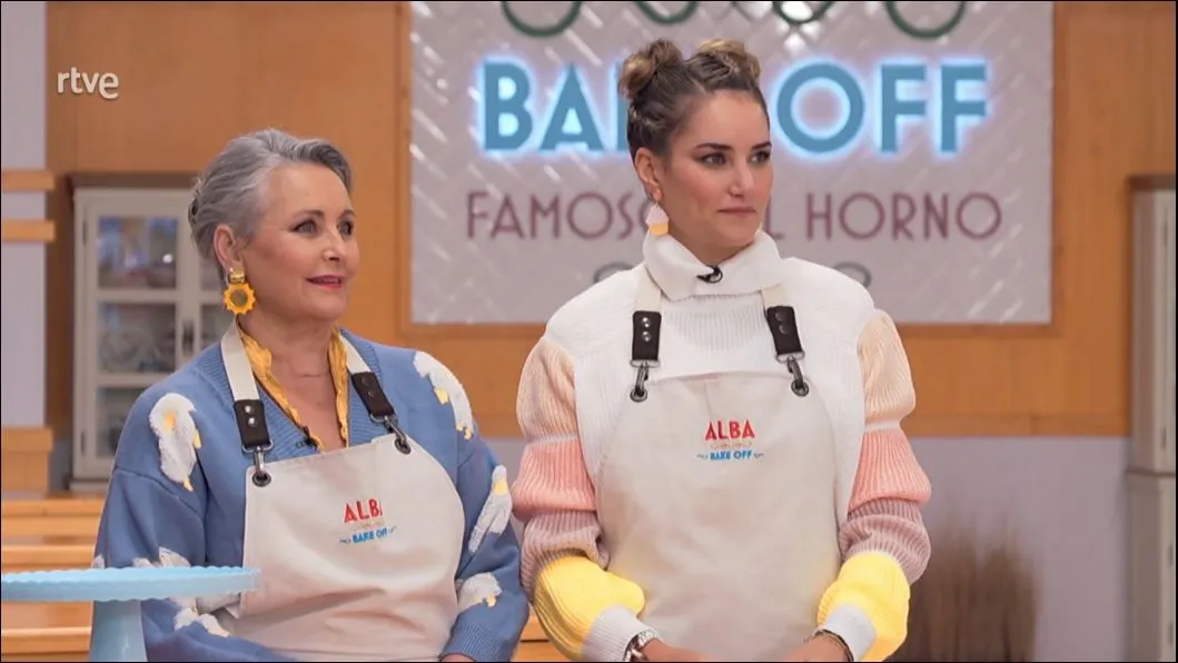 Alba Carrillo y Lucía Pariente en 'Bake off'.