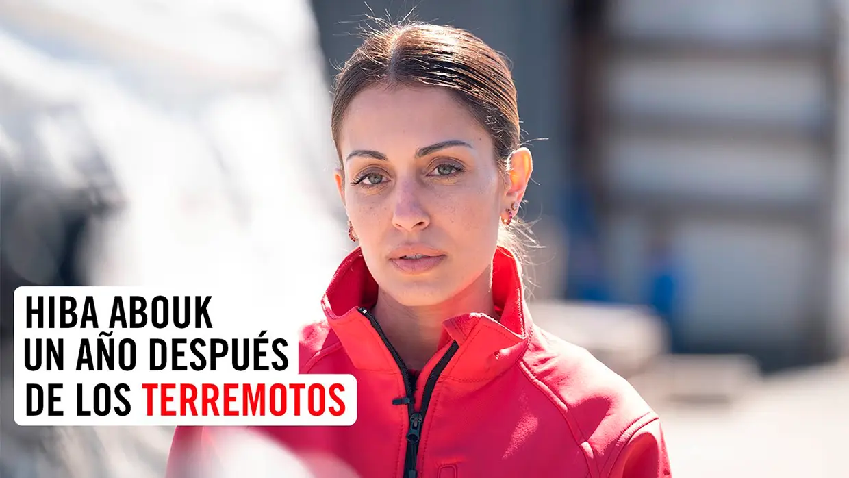 Hiba Abouk en una campaña para 'Save the children' en apoyo a las víctimas de los terremotos en Turquía.