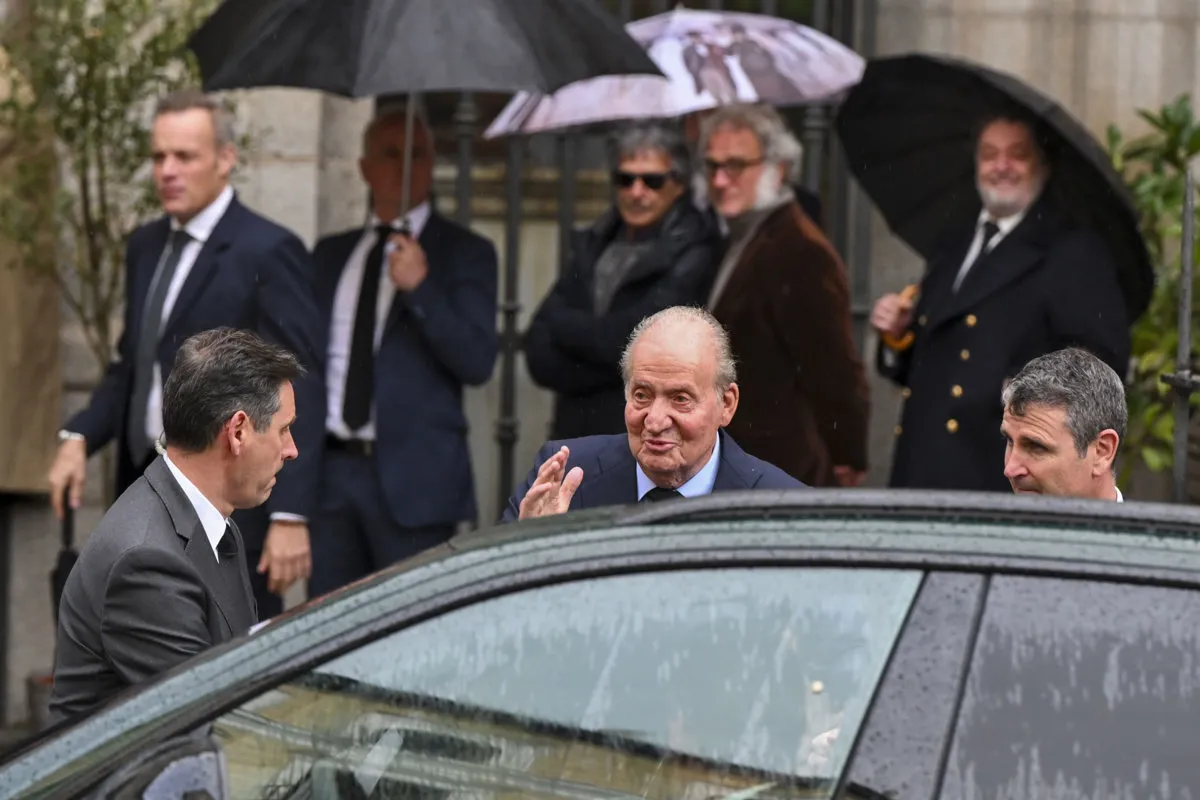 Juan Carlos I en el funeral de Fernando Gómez Acebo.