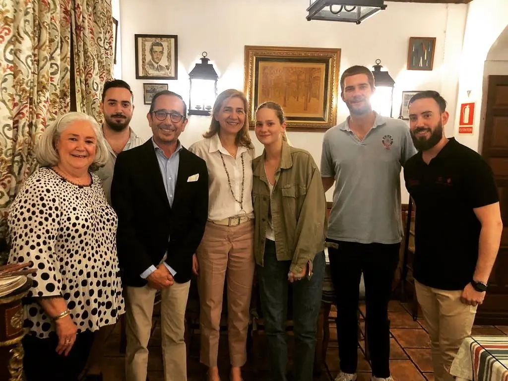 La infanta Cristina, con sus hijos.