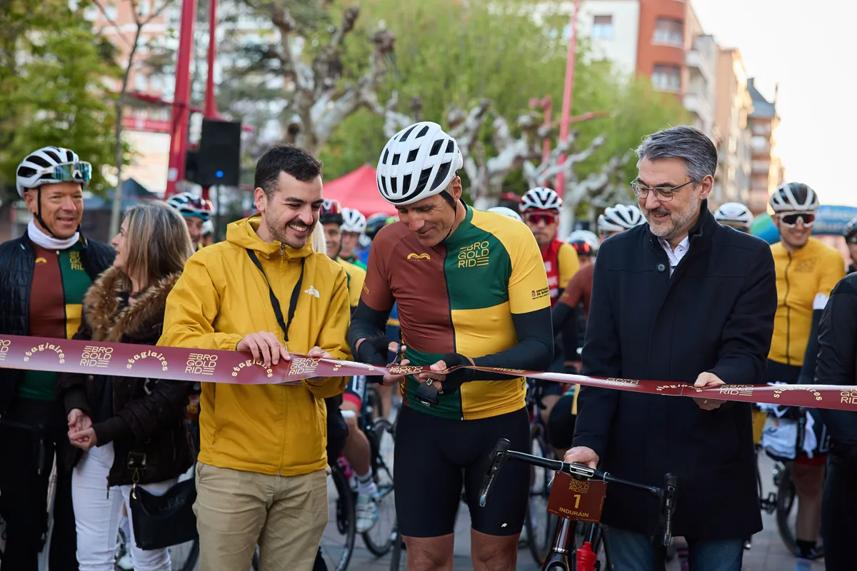 Miguel Indurain en la Ebro Gold Ride.