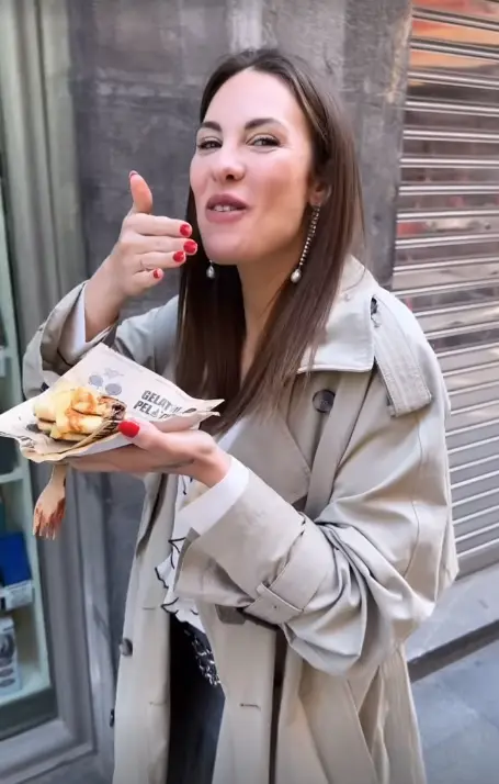 Jessica Bueno y Luitingo, muy felices y enamorados en Bilbao.