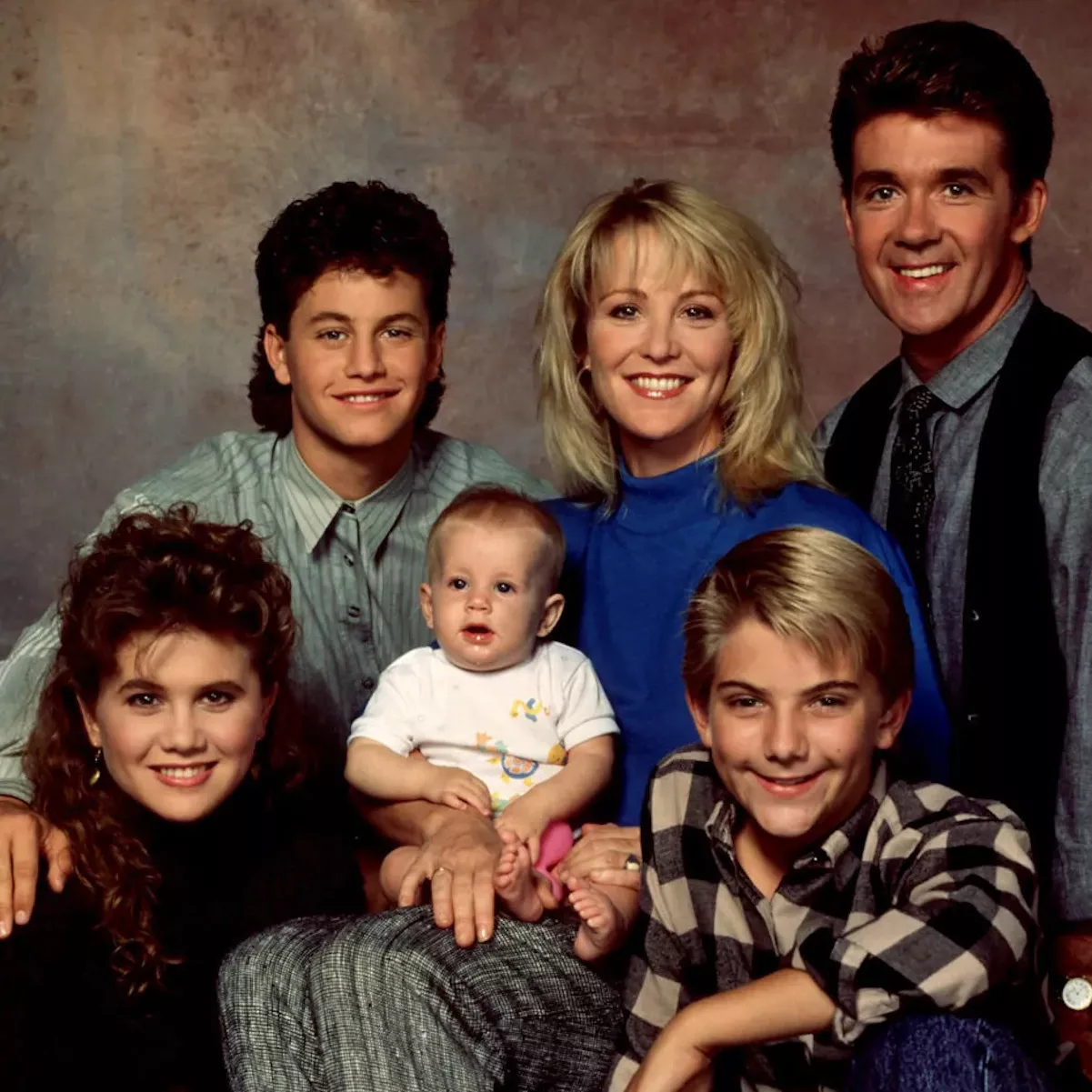 La familia de la serie "Los problemas crecen".