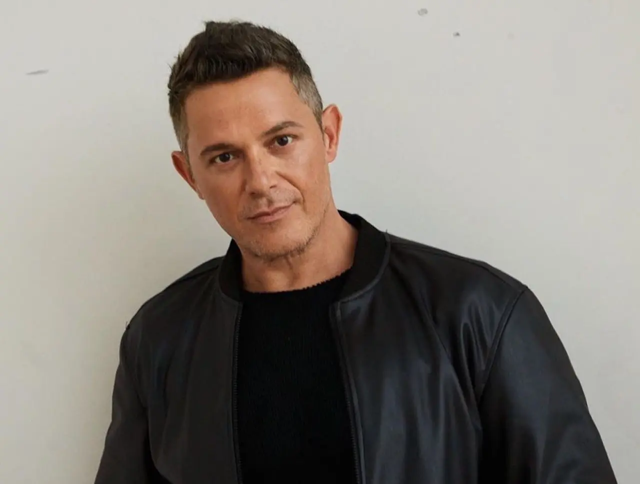 Alejandro Sanz habla sobre sus problemas de salud mental.