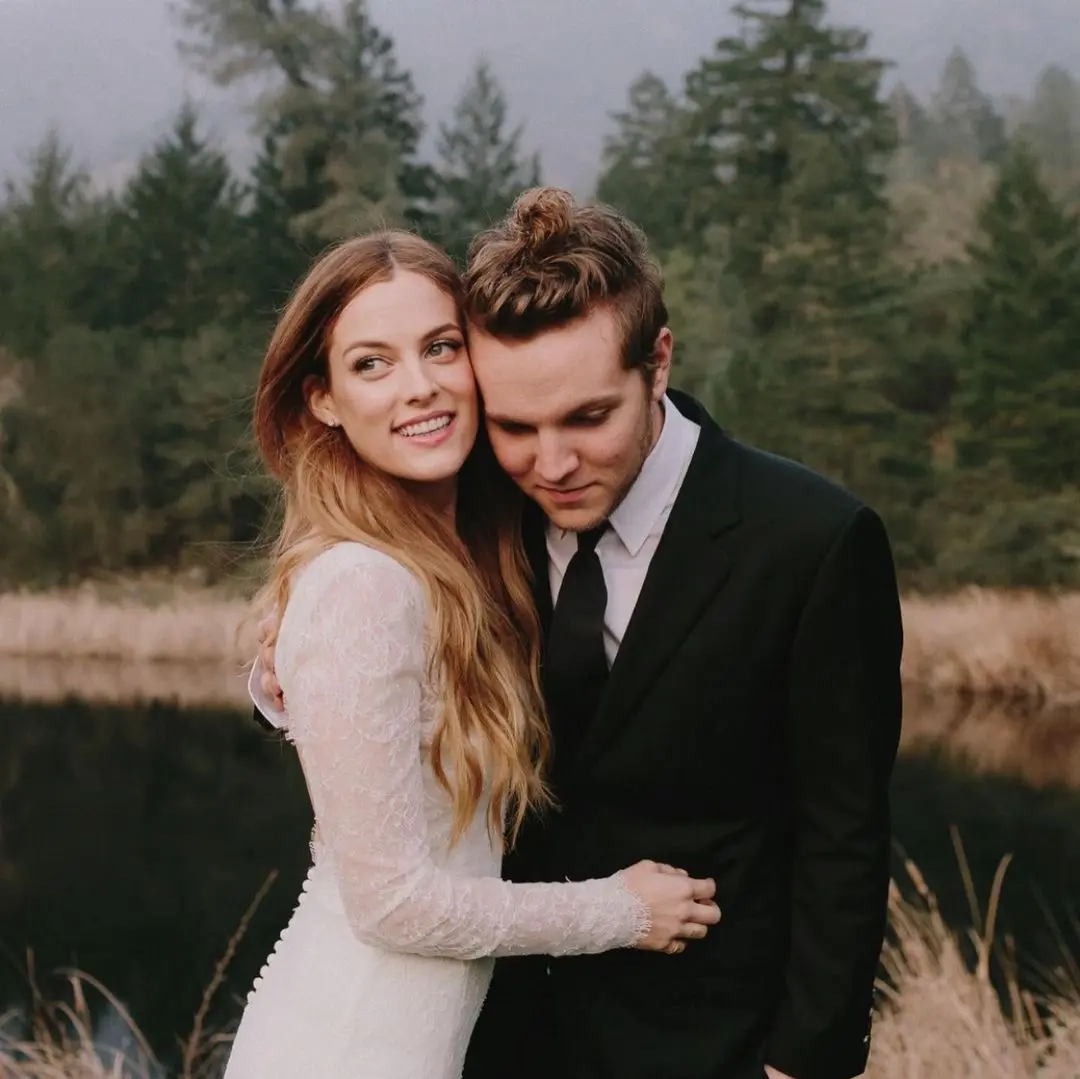 Riley y Benjamin Keough.