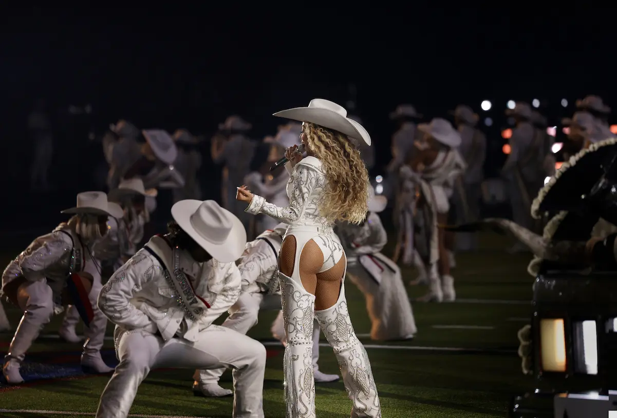 Beyoncé baila con su hija Blue Ivy en Houston