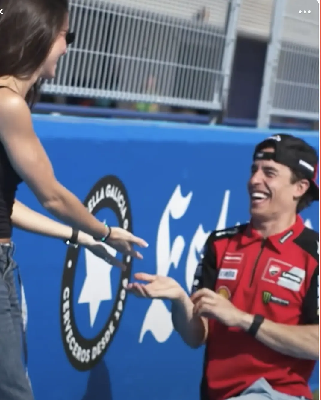 Con este gesto le pidió matrimonio Marc Márquez a Gemma Pinto.