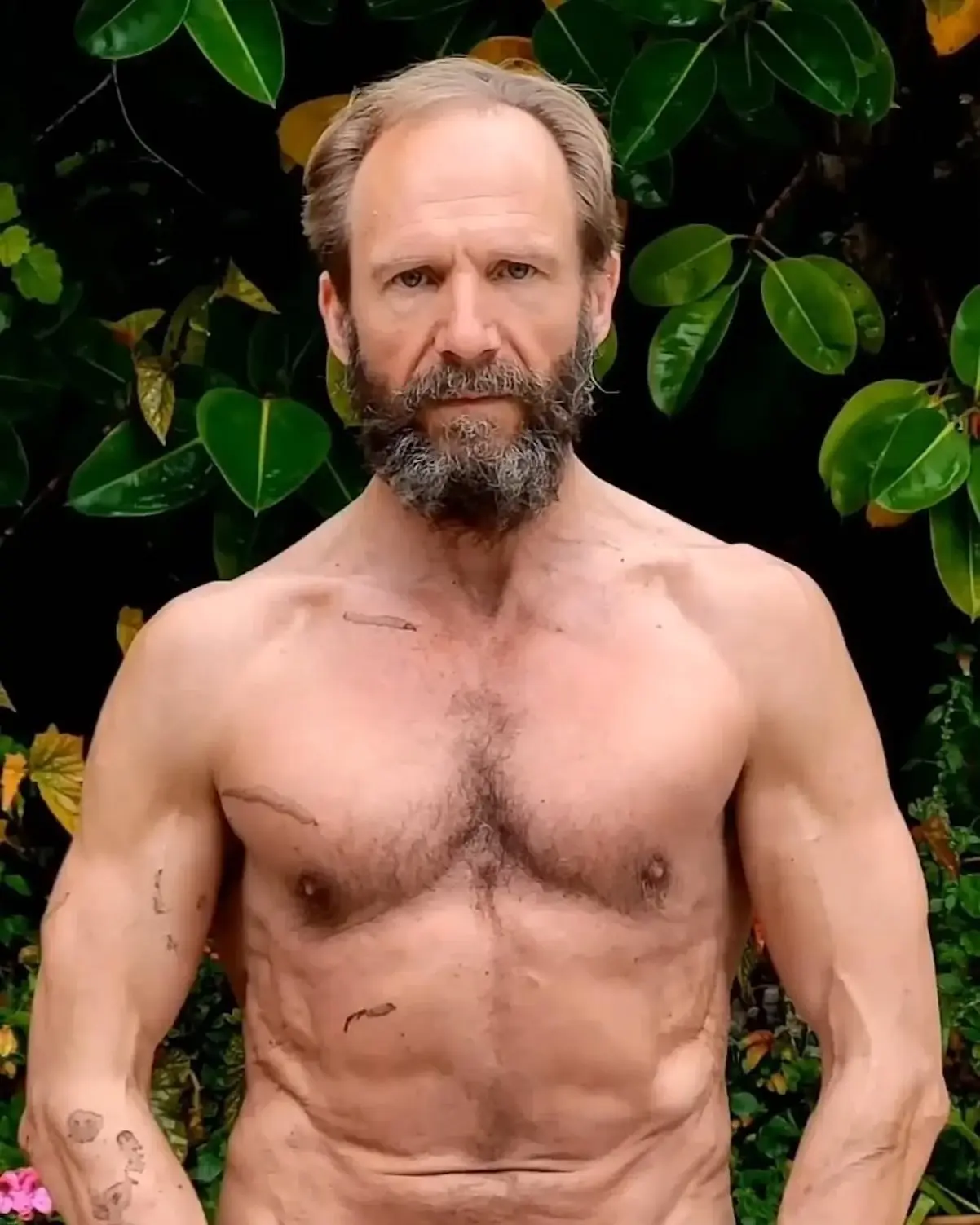 Ralph Fiennes Músculos